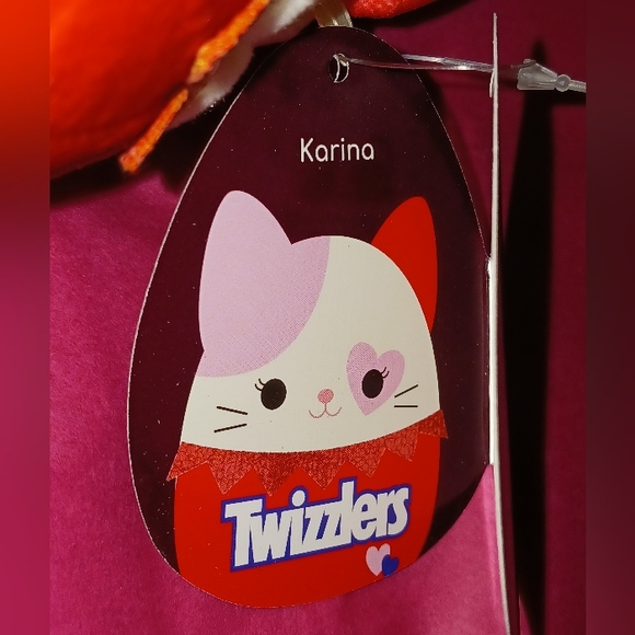 Karina Cat Twizzlers 6" Squishmallow Hershey - Picture 10 of 15